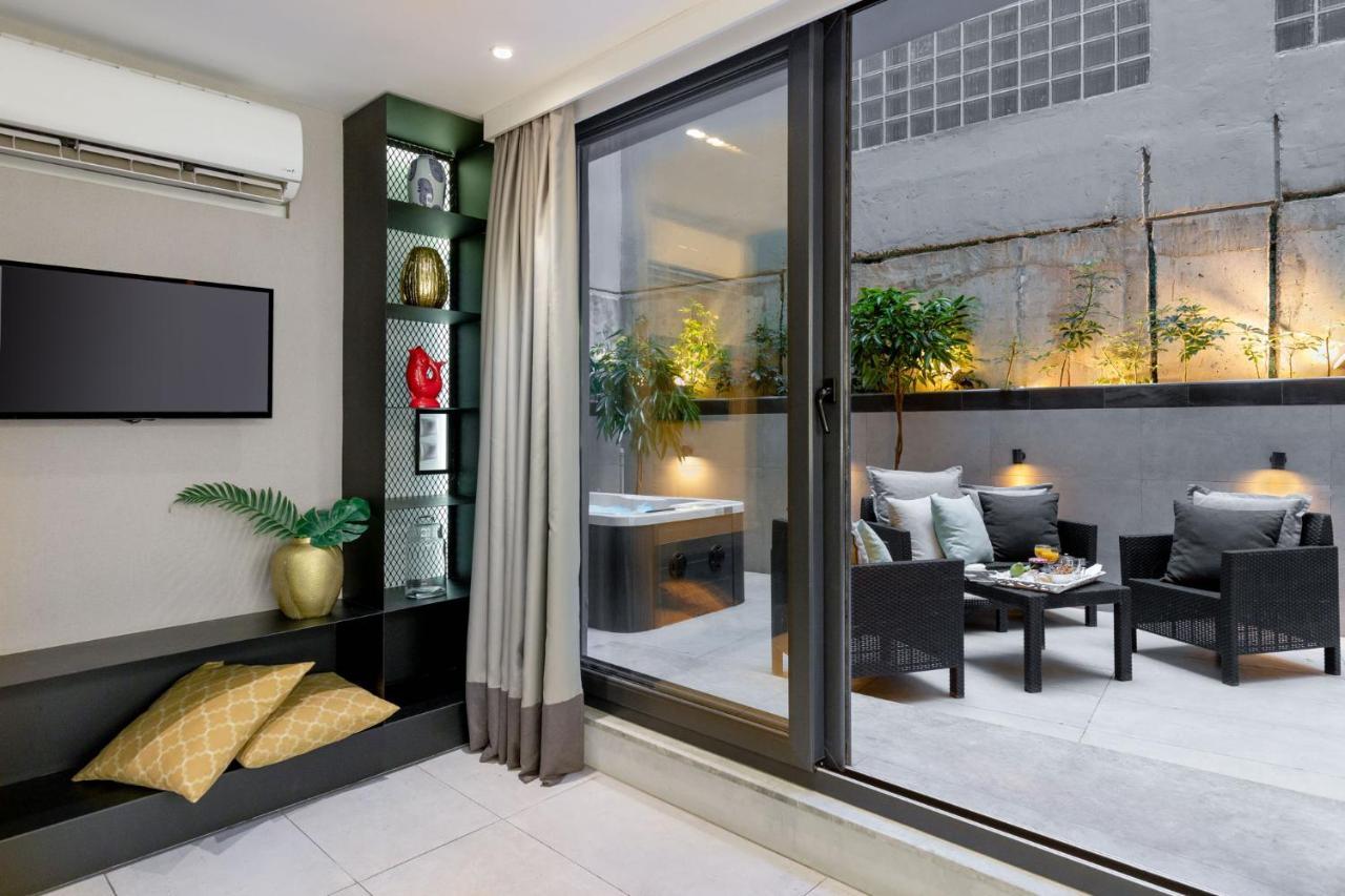 47 Luxury Suites Athena Bagian luar foto