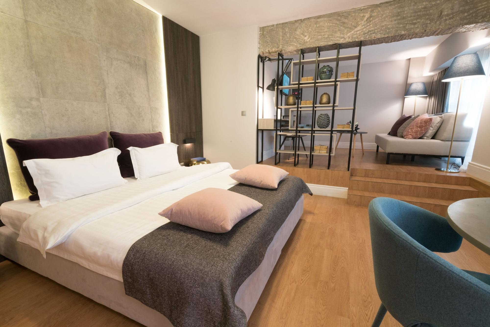 47 Luxury Suites Athena Bagian luar foto