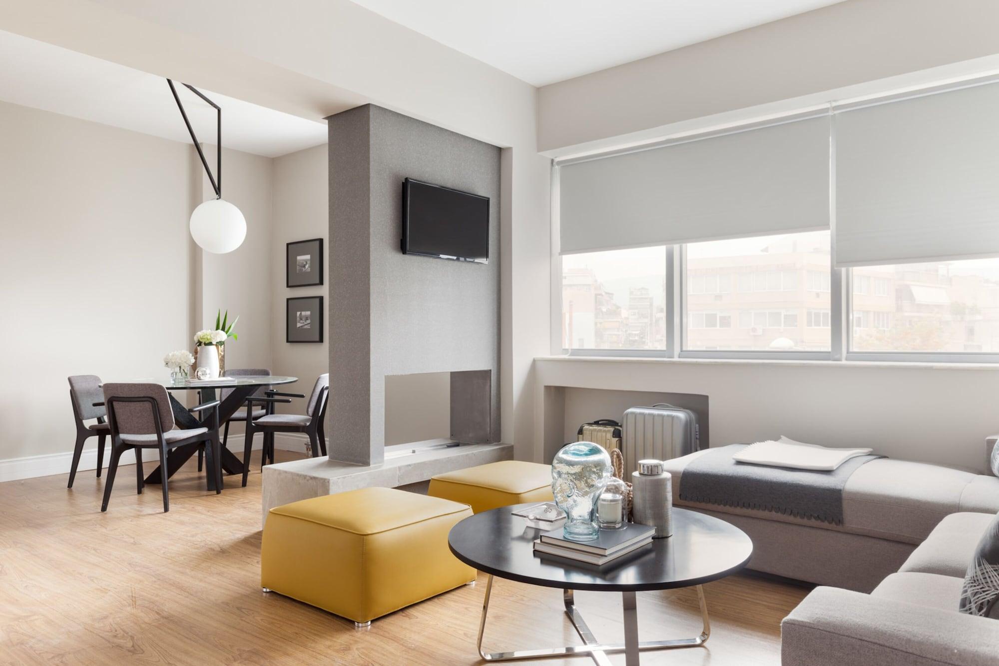 47 Luxury Suites Athena Bagian luar foto
