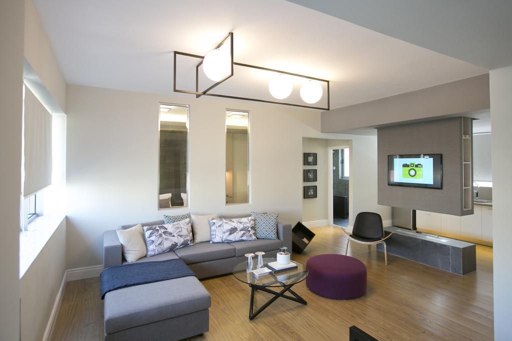 47 Luxury Suites Athena Bagian luar foto