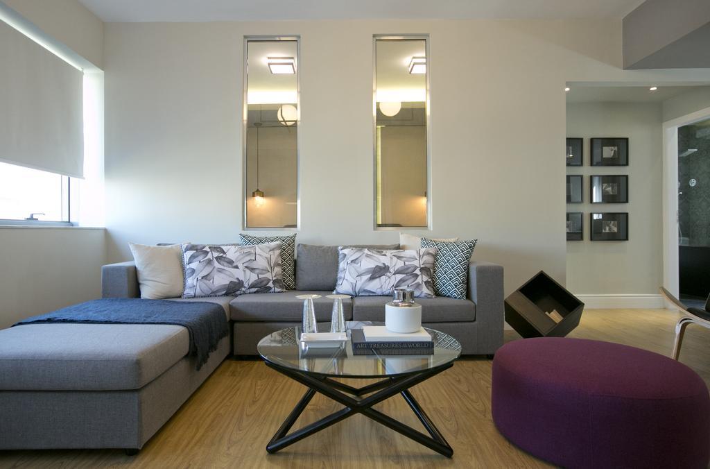 47 Luxury Suites Athena Bagian luar foto