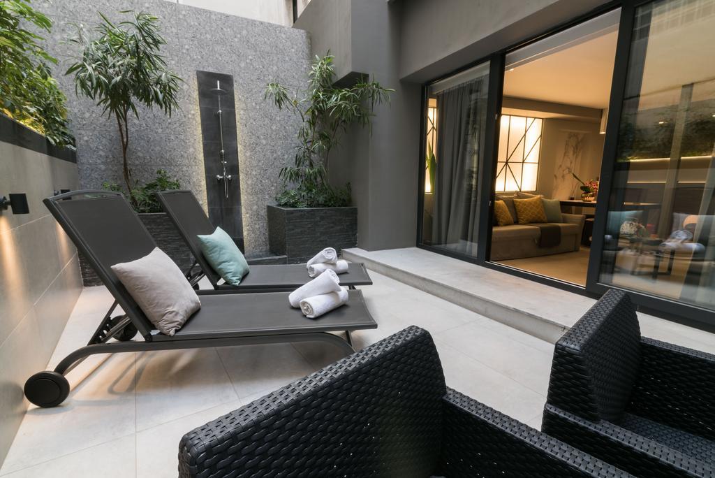 47 Luxury Suites Athena Bagian luar foto