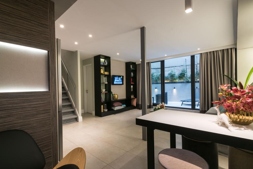 47 Luxury Suites Athena Bagian luar foto